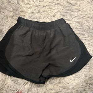 Nike Black Athletic Shorts Lightweight Breathable